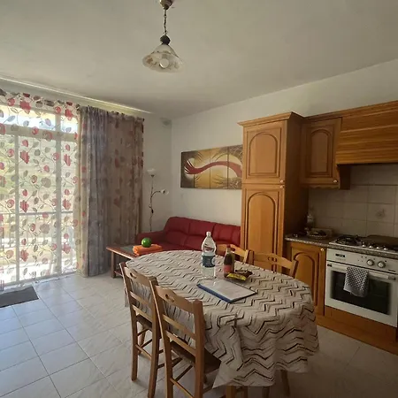 Charming Seaside Appartement